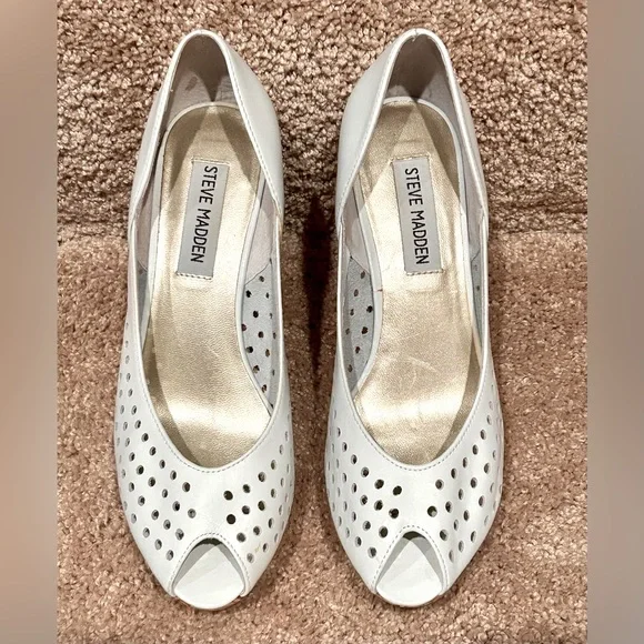 STEVE MADDEN VISIBLE WOMENS HEELS WEDGE SANDALS LEATHER WHITE SIZE 7 PEEP  TOE - Picture 7 of 11